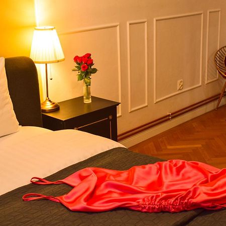 Colins Place Μπρασόβ Εξωτερικό φωτογραφία