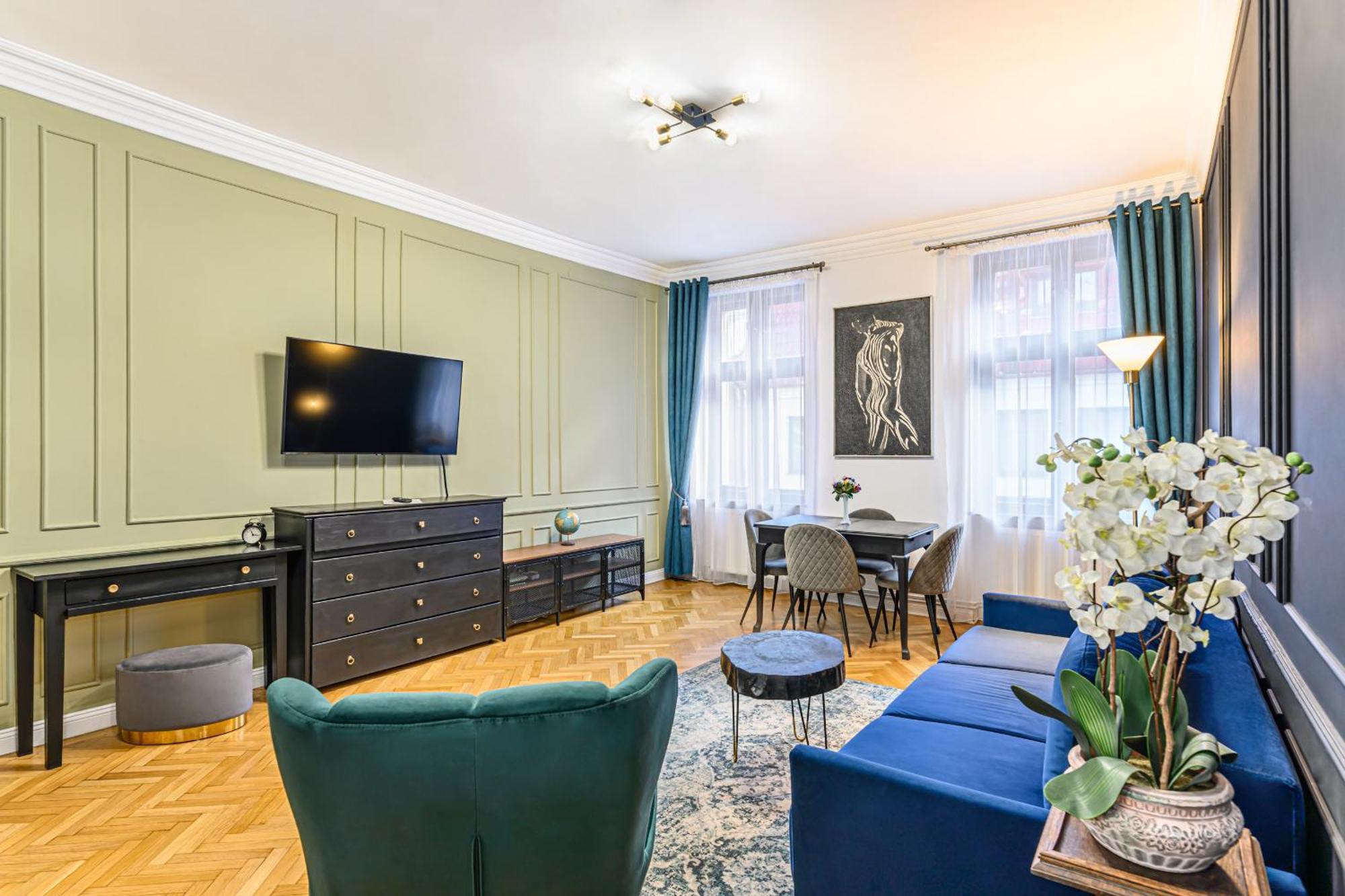 Colins Place Μπρασόβ Εξωτερικό φωτογραφία